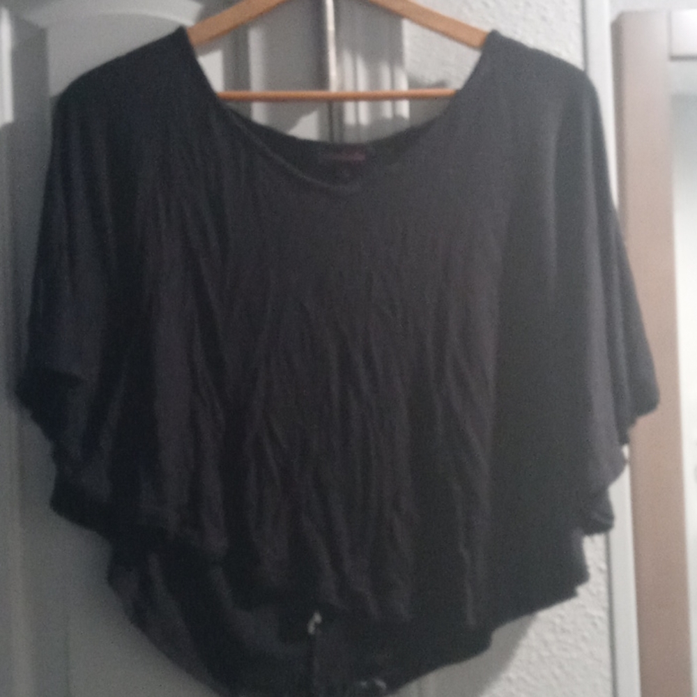 Clothes - Picture 3 of 16